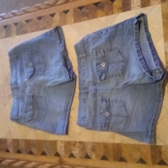 Faded Glory Shorts womans size 6 - Picture 2 of 9